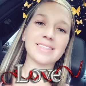 Meet your Posher, Lynn